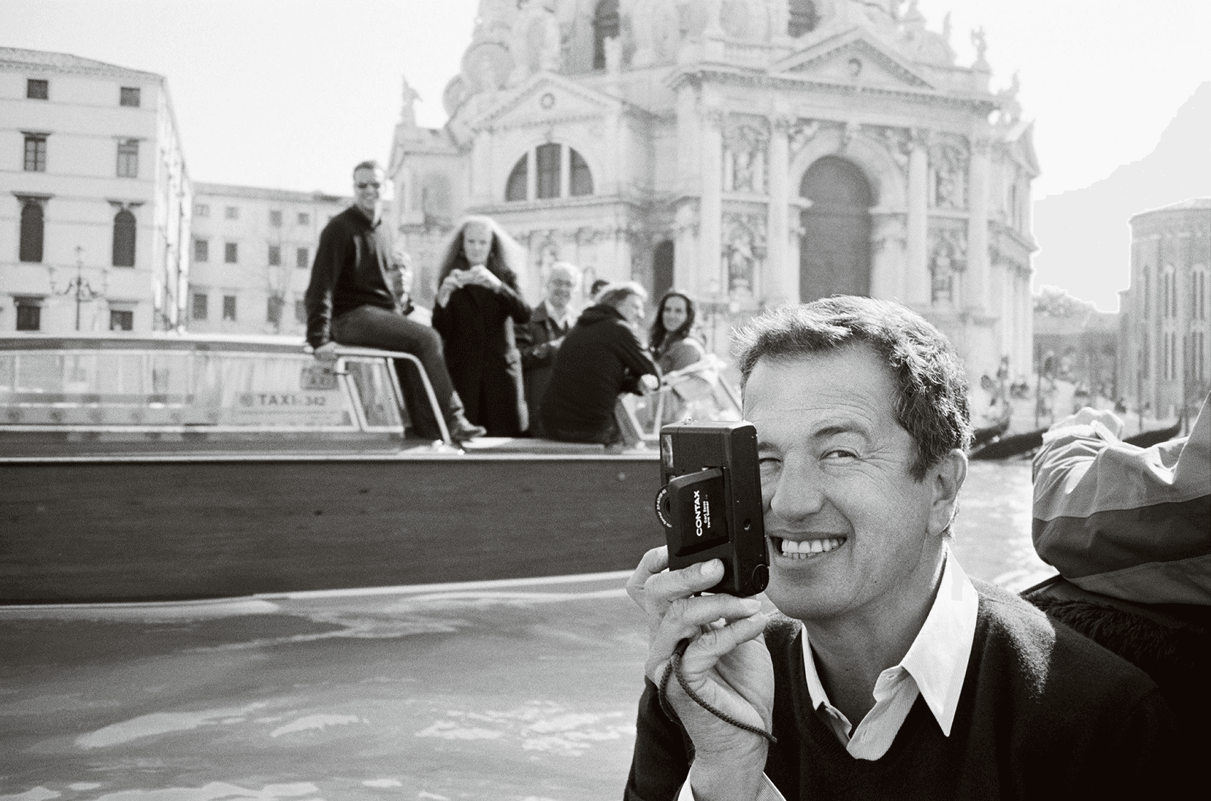 The Mario Testino photography portfolio site with instant publishing